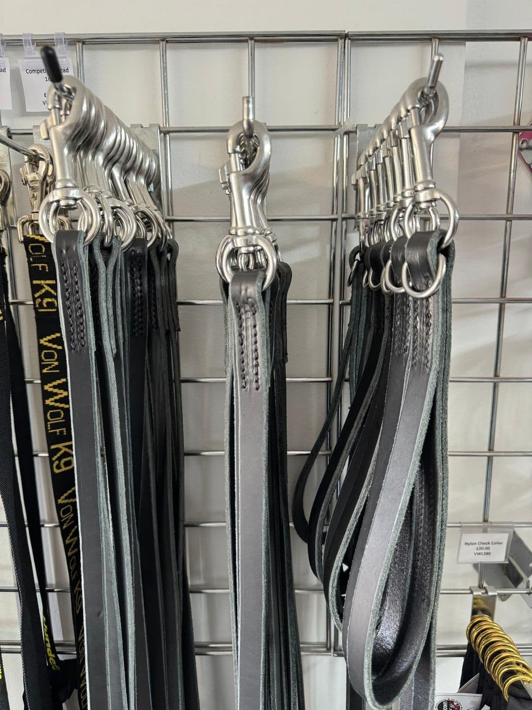 Bridle Leather 16mm Patrol Lead with Stainless Steel  Shark Clip
