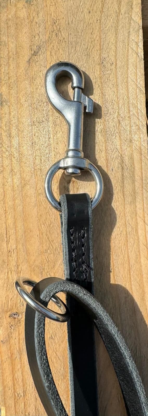 Bridle Leather 16mm Patrol Lead with Stainless Steel  Shark Clip