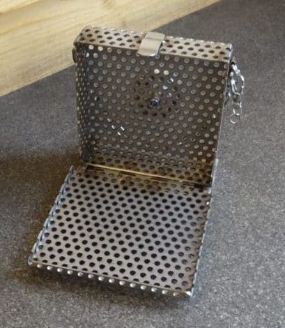 NCTAS Birdfeeder Scent Hide Square